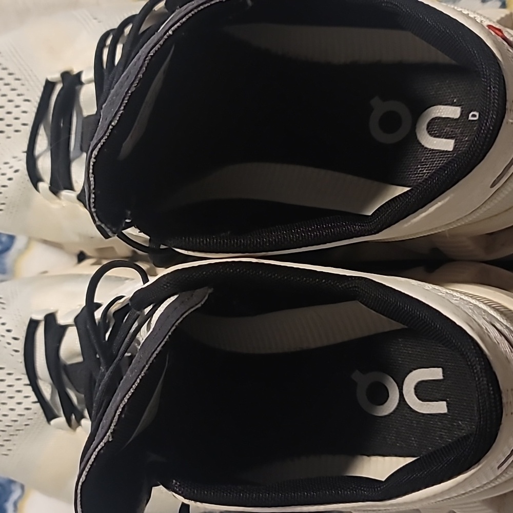 Shoes - Picture 3 of 6